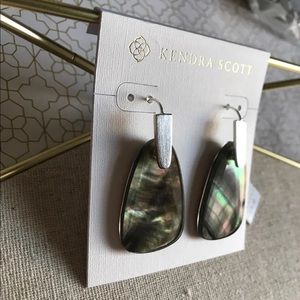 Kendra Scott Marty Earrings In Black MOP